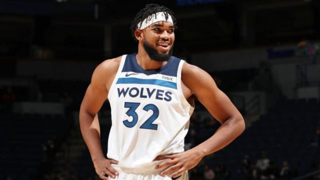 作的分析师 作的分析师