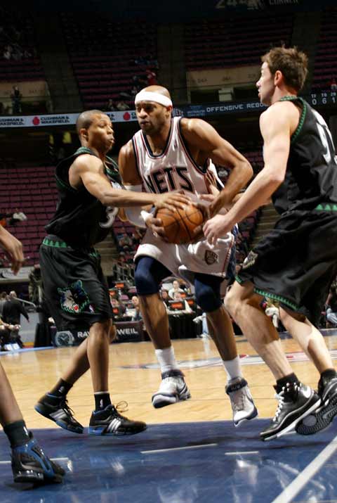 本・西蒙斯面临困境，职业生涯何去何从